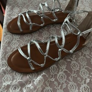Gladiator flats
